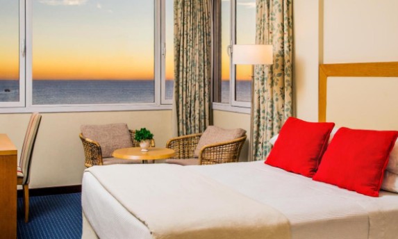 Hotel Peninsula Valdes 4{star}